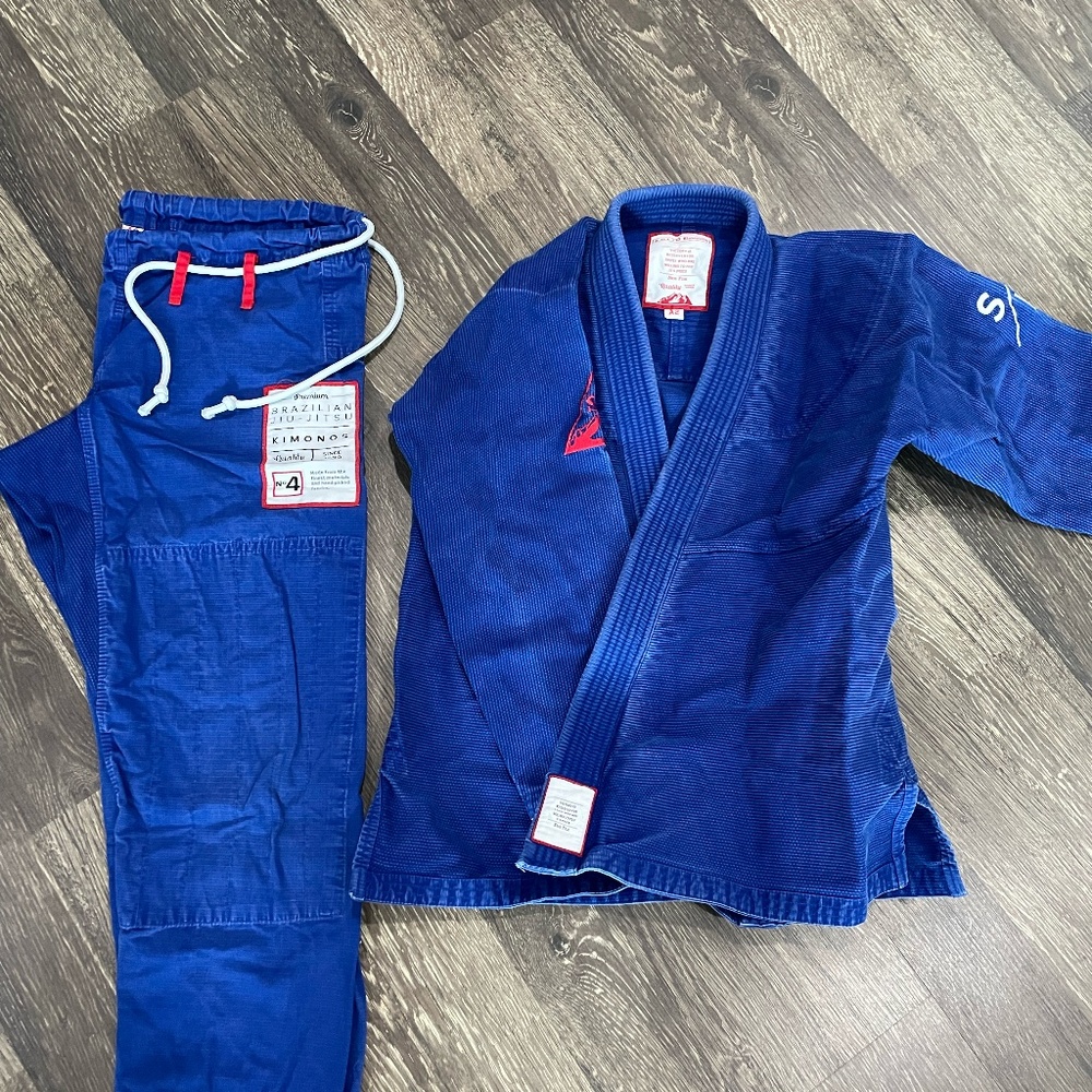 Solid Komonos Jiu Jitsu Gi Kimono A2